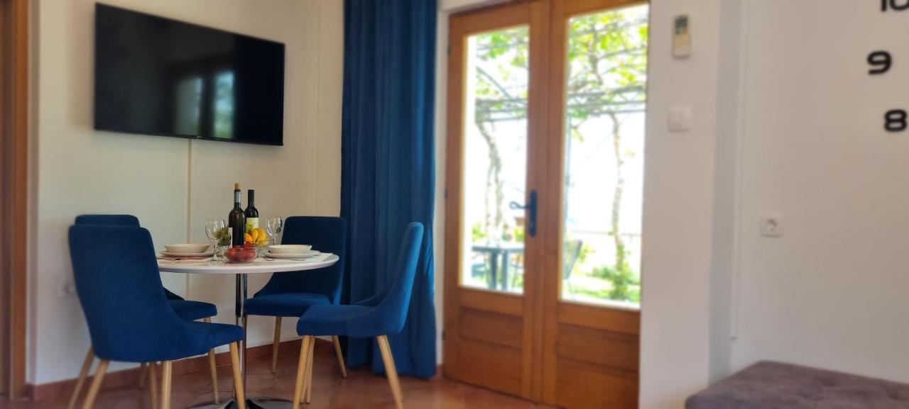 Apartments Anamarija Опатия Экстерьер фото