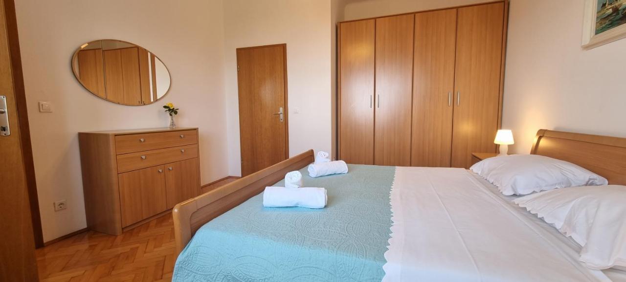 Apartments Anamarija Опатия Экстерьер фото