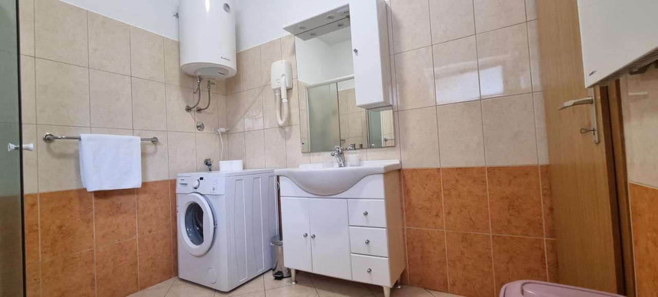 Apartments Anamarija Опатия Экстерьер фото